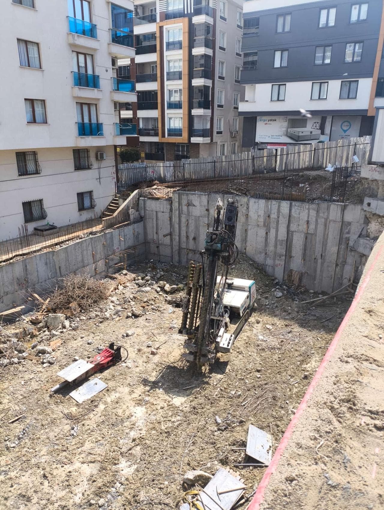 Kuyu temel / fore kazık — Asol Mimarlık & Yapı İnşaat, Derin kazı ve fore kazık / kuyu temel çalışması